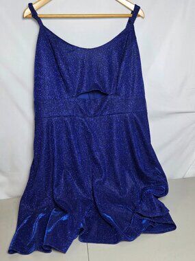 green emerald velvet dress Macy Lace Up Slim Glitter Satin Formal Dress main image 0